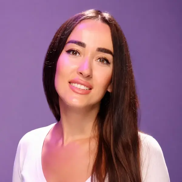 Dr Mahsa Eghtessadi Azar 